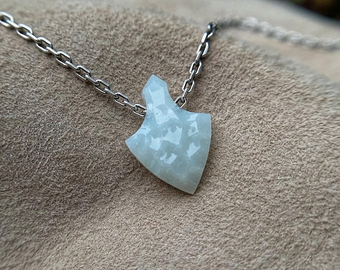 Jade Amulet, Siberian Nephrite Pendant