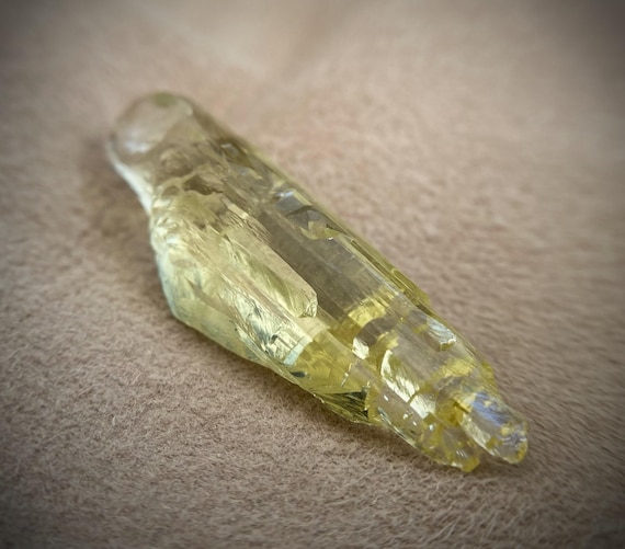 Beryl crystal for collection or jewelry making, Ukraine Stone