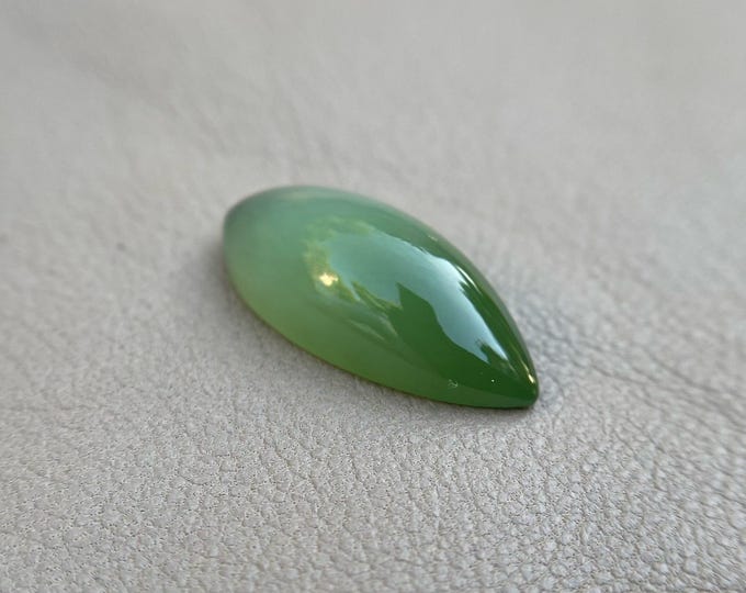 Nephrite cabochon, Jade cabochon, Natural nephrite
