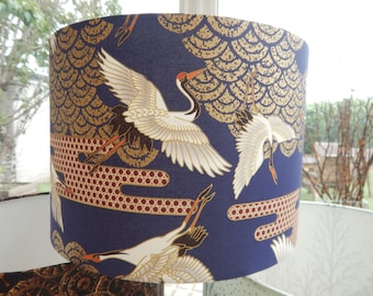 Pantalla de lámpara, Pájaros Grulla Locos (Azul Oscuro)