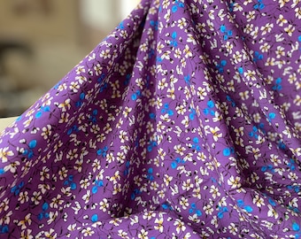 Viscose fabric flower motifs purple, fabric made of pure viscose, high-quality viscose fabric, flower pattern on viscose fabric, flower motifs