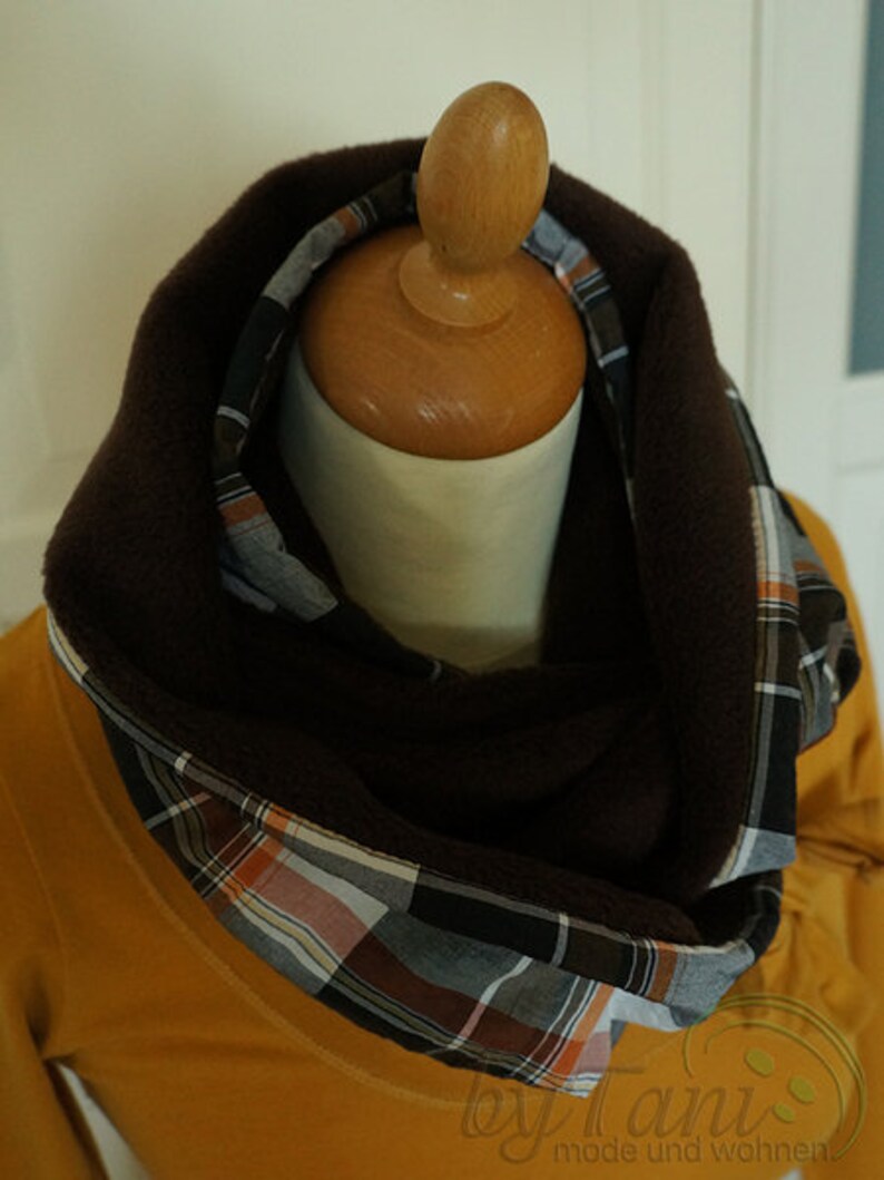 Winter Wendeloop Scarf image 4