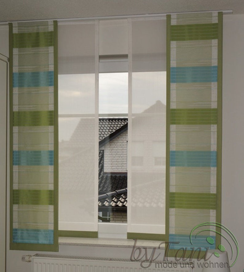 Ateliergefertigte Fensterdekoration Bild 1