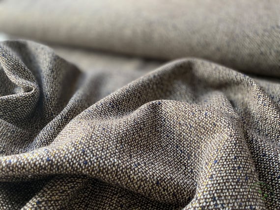 Jacquard Mit Lurex In Gold Farbe, Dichter Jacquardstoff Mit Goldfarbender Lurex Faser, Hochwertiger Lurex, Jacquard Für Herbstliche Kleidung