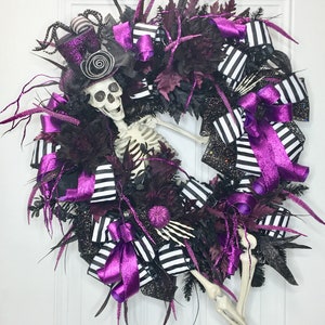 Skeleton Wreath, Halloween Skeleton Wreath, Halloween Wreath, Skeleton Decor, Halloween Decor,  Halloween Grapevine Wreath, Entryway Decor