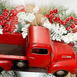 Red Truck Christmas Wreath, Leopard Print Farmhouse Decor, Buffalo Plaid Red Truck Wreath, Rustic Truck Wreath, Country Christmas Wreath image 5