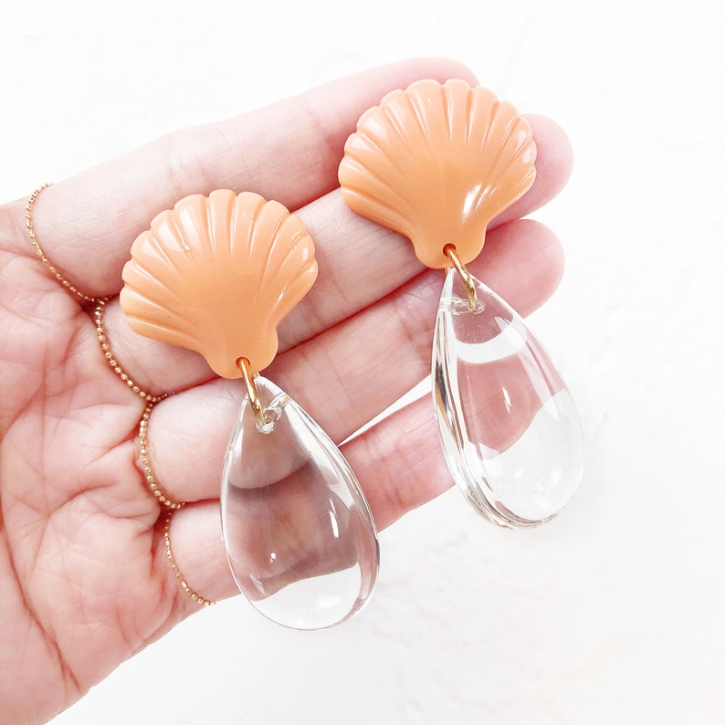 Nostalgic Style Statement Earrings for the Modern Mermaid Modern Minimalist Nude Colour Shell Earrings with Glass Tearsdrop