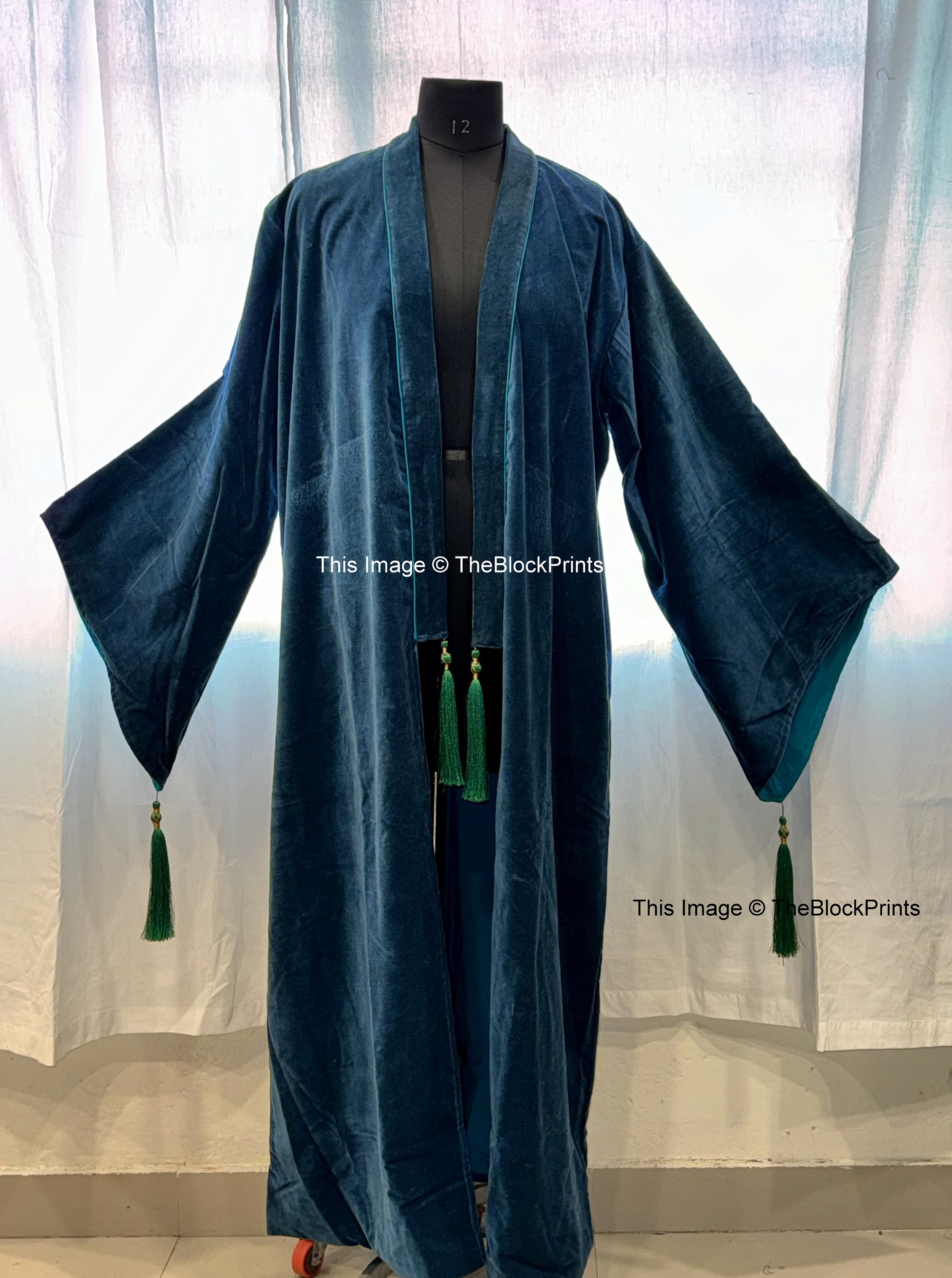 Ofmd Robe OFMD SEASON 2 Blue Solid Velvet Banyan Fabric Kimono Cotton Velvet Robe ...