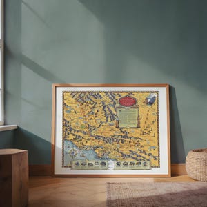 Puede incluir: Un mapa enmarcado de estilo antiguo de California impreso en papel amarillento con un borde de patrón de cuerda. El mapa presenta ilustraciones detalladas de puntos de referencia, una rosa de los vientos y un cuadro de texto central titulado The Story of California.
