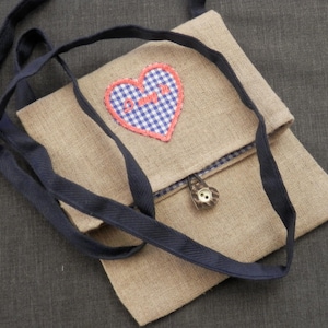 Borsa a tracolla Herzerl con quadretti Vichy blu, taglia B, upcycling, portamonete originale della Bundesbank, prezzo speciale 29 euro