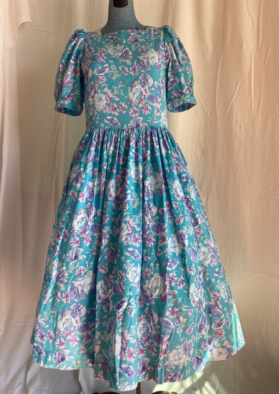 Laura Ashley Vintage 80's Floral Pocket Dress