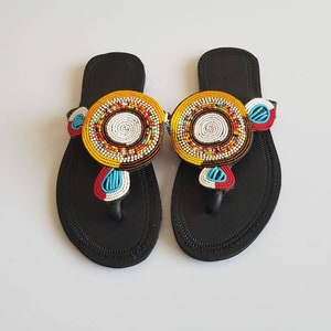 Zapatillas de mujer de cuero Masai Hecho a mano en Kenia Reino Unido Tamano 3 UE 41 EE.UU. 5 Ancho 9cm Etsy Espana