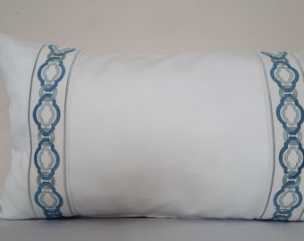 Funda de almohada lumbar de lino con ribete azul calado, funda de cojín decorativa de diseño moderno, todos los tamaños, decoración del hogar EE. UU. ENVÍO GRATIS