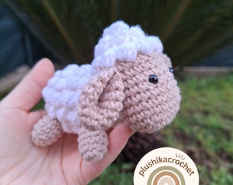 Schäfchen häkeln Anleitung, gehäkeltes kleines Schäfchen Amigurumi