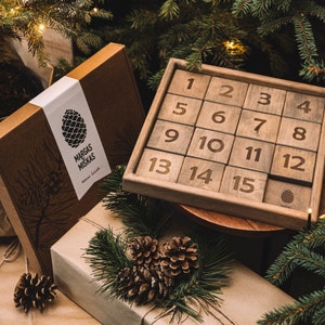 Handmade Fifteen Puzzle Game - Wooden Sliding Puzzle for Adults and Kids - Mind Games and Brain Teasers - Educational Logic Game 15.