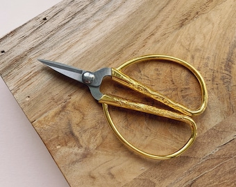 Golden precision scissors - sewing - knitting - embroidery