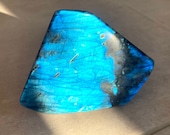 Labradorite bleue forme libre originale