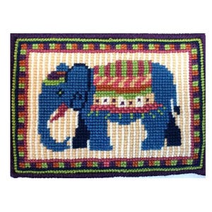 Kit de tapisserie - Éléphant bleu, image, épingles à épingles, insert de coussin, passepoil, tapis, couture, point de croix compté, anniversaire, travaux manuels pour enfants, facile