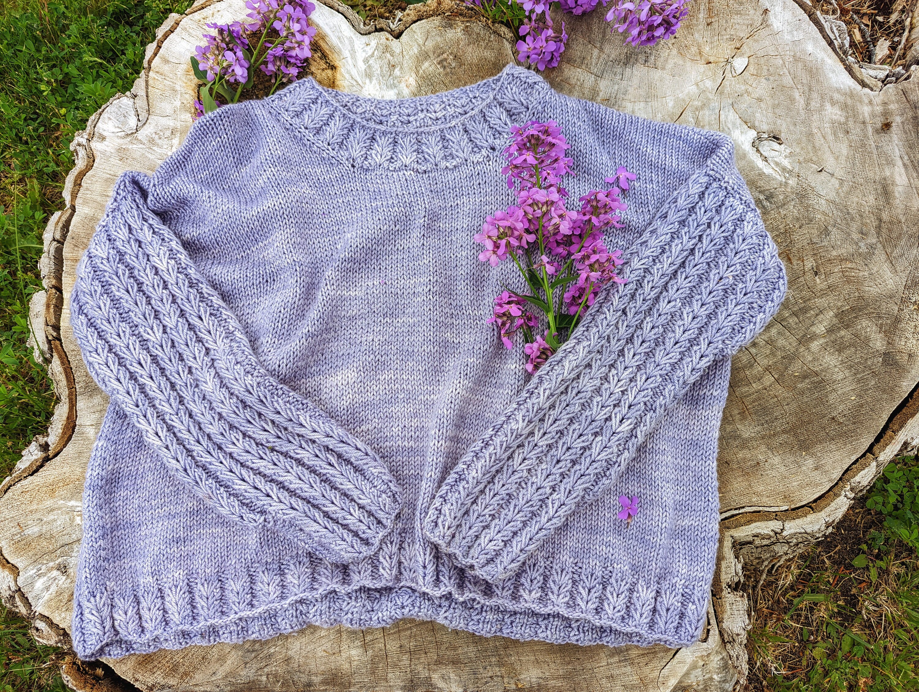 【DISCERNMENT】Heart twisted knitwear 241226cc.114.jpg