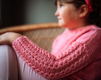 Modello per maglione lavorato a maglia a trecce per bambini: taglie per bambini piccoli e adolescenti (modello PDF)