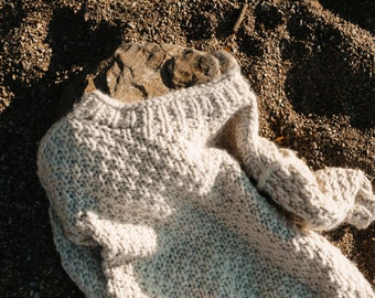 Basic Sweater Knitting Pattern, Basic Knit Sweater Pattern, Simple Pullover Knitting Pattern, Super Bulky Knit Sweater, Fast to Knit Pattern