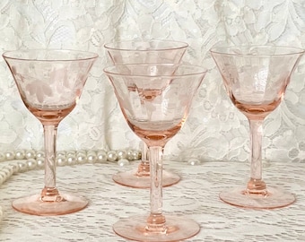 Pink Etched Vintage Depression Glasses, Depression Glasses, Vintage Pink Glasses, Vintage Tableware, Home Decor Vintage Glasses, Pink Glass