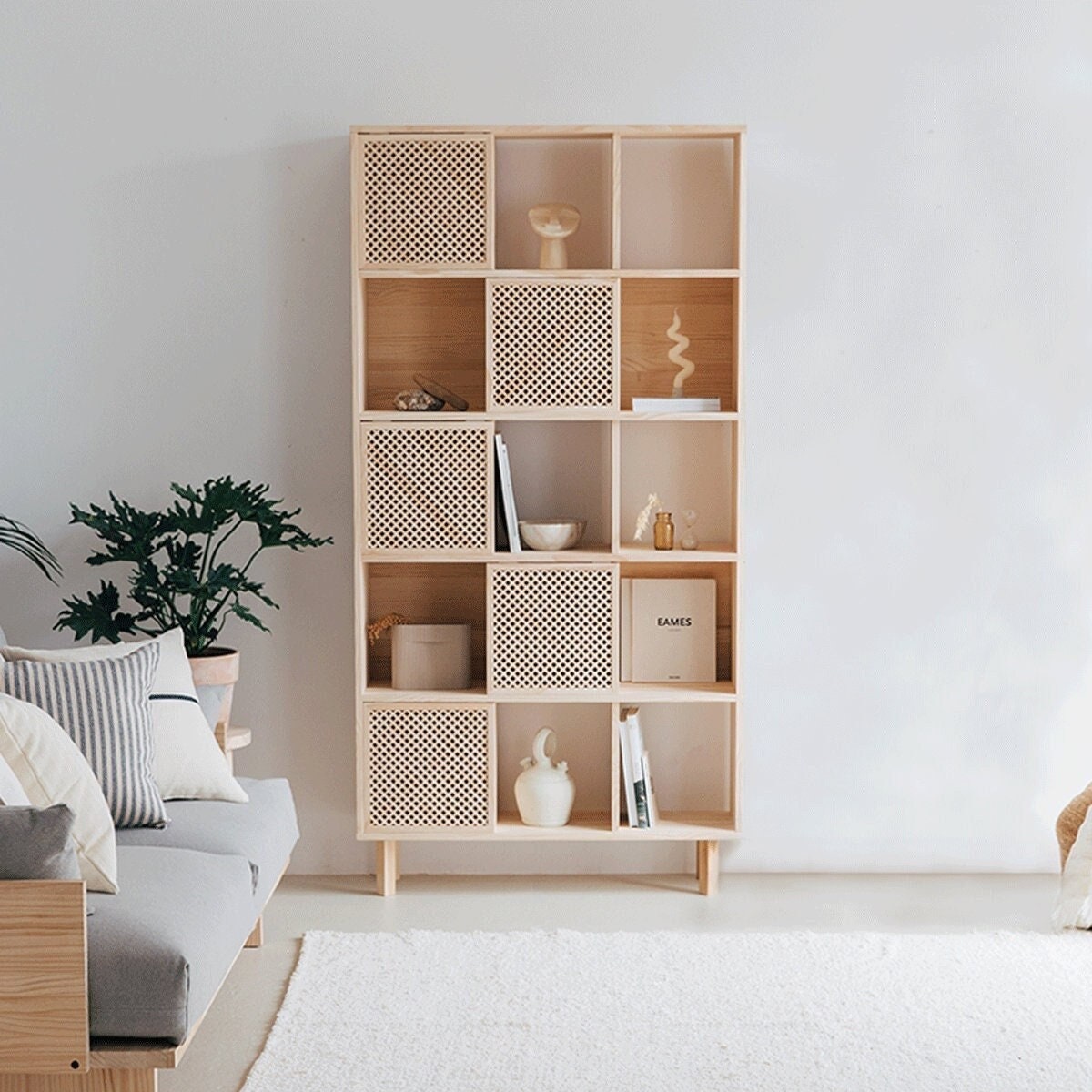 Solid Pine Wood Bookcase, Versatile and Multifunctional perfect for books - Freda