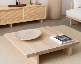Solid wood coffee table for the living room - Olivera