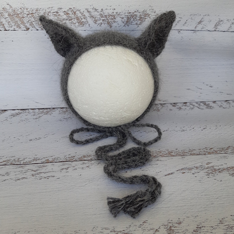 Animal bonnet knitting pattern. Bat bonnet knitting pattern Newborn hat tutorial