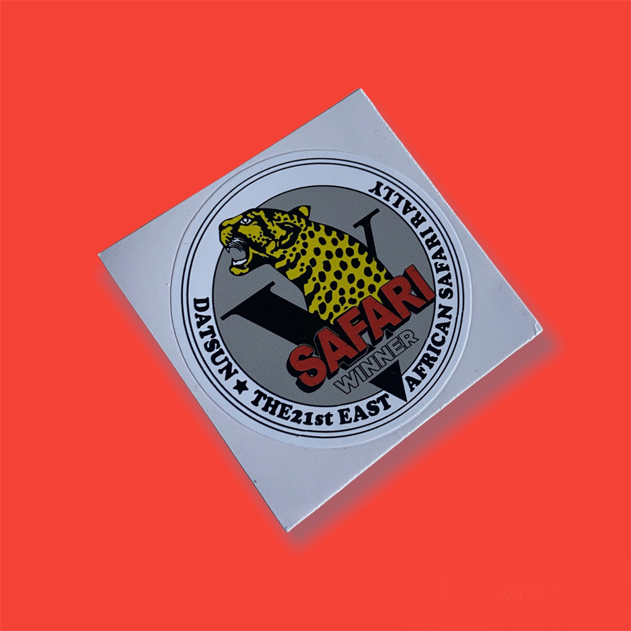 18th East African Safari Rally バッジ Datsun Safari Winner East African Rally Vinyl Sticker Badge 70mm
