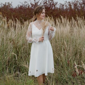 Standesamtliches Hochzeitskleid, versandfertig weiche Spitze Midi Brautkleid, minimalistisches Midi Hochzeitskleid, bürgerliches Brautkleid, einfaches Boho Brautkleid Midi Bild 10