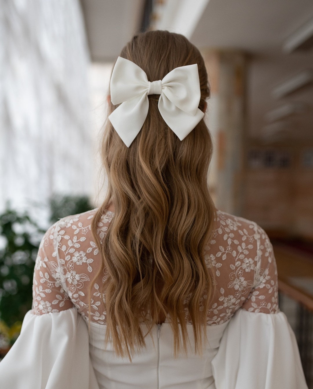 One Blushing Bride Structured Ivory Horsehair Ribbon Bridal Hair Bow with Tails White / with Long Tails