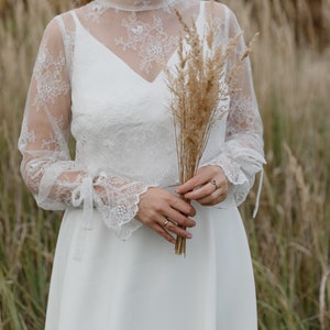 Standesamtliches Hochzeitskleid, versandfertig weiche Spitze Midi Brautkleid, minimalistisches Midi Hochzeitskleid, bürgerliches Brautkleid, einfaches Boho Brautkleid Midi Lace top