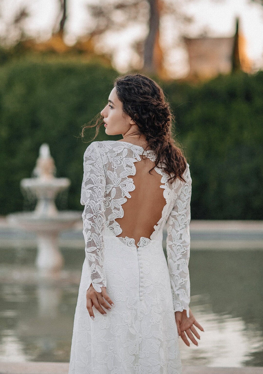 Meerjungfrau-Brautkleid Mit Spitze & Offenem Rücken – Boho-chic Für Die Traumhochzeit Am Strand Oder In Der Natur