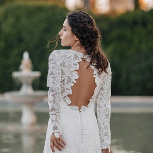 Luxury mermaid wedding dress, open back, long sleeves, boho lace wedding dress, romantic macrame
