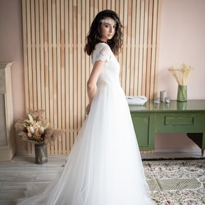Unique Lace Open Back Wedding Dress, Simple Modest Bohemian Gown, V ...