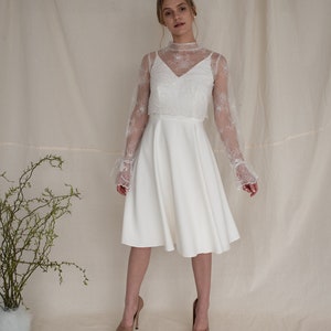 Bescheidenes standliches Midi-Hochzeitskleid, Spitzentop, Langarm, Rock in A-Linie, minimalistisches Brautkleid für lässige einfache Hochzeit, Boho, rustikalen Stil
