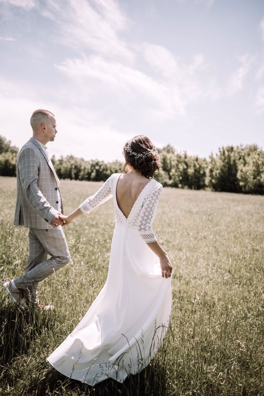 Modest and Simple Wedding Dress Boat Neckline Macrame Open - Etsy Ireland