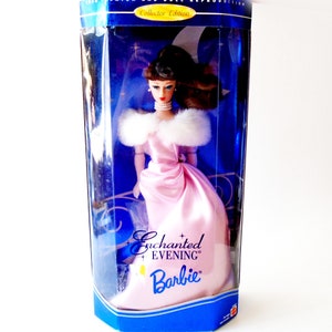 Evening Gala Barbie Gold Label Collector 1966 Reproduction Evening Gala Barbie Gold Label Collector 1966 Reproduction