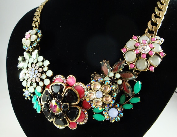 Joan Rivers Rhinestone Flower Bib Statement Neckla