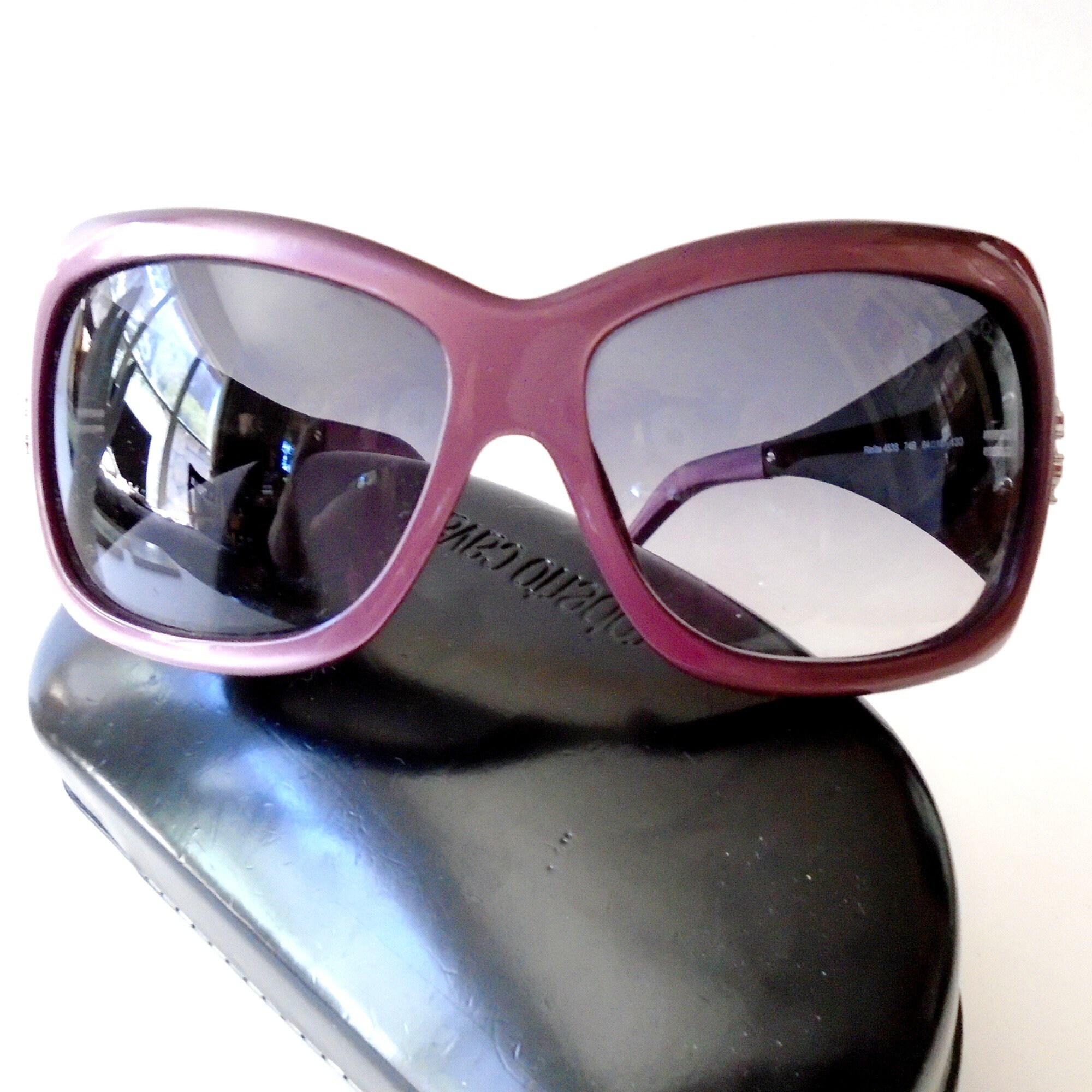 ROBERT CAVALLI Purple Sunglasses, Vintage Oversize Purple  display picture 3