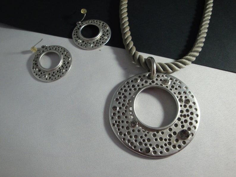 Chico/'s Silver Rhinestone Pendant Necklace and Pierced Earrings Silver Rhinestone Pendant Set Chico/'s Matte Silver Necklace and Earrings
