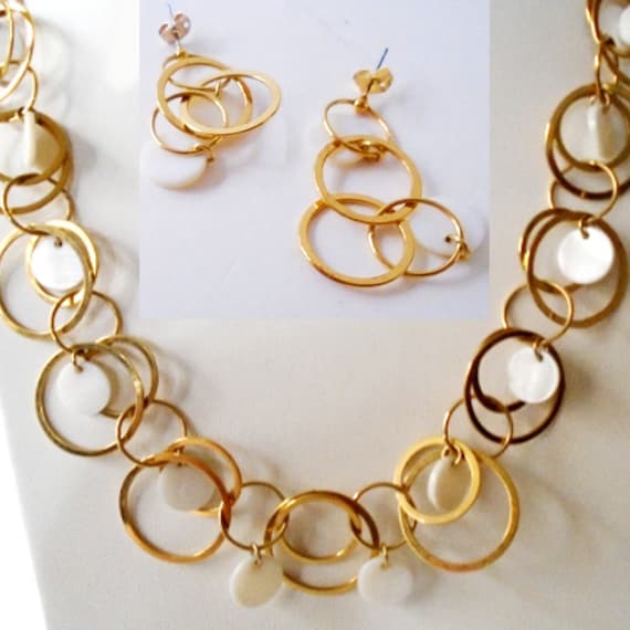 KENNETH JAY LANE Gold Rings Chain Necklace and Ea… - image 1