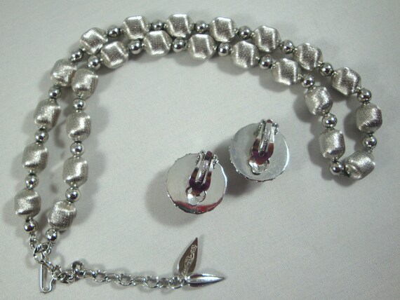 WHITING & DAVIS Brushed Silver Bead Necklace and … - image 5