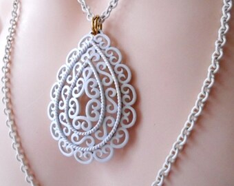 CROWN TRIFARI Pendant Necklace, White L’Orient Modernist Necklace, Trifari White 2 Chain Pendant Necklace