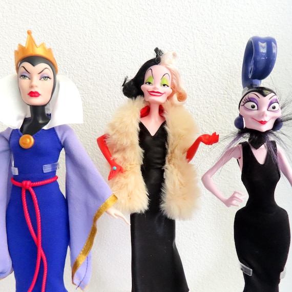 DISNEY DOLLS VILLAINS, New Mattel Box, 3 Villians Evil Queen