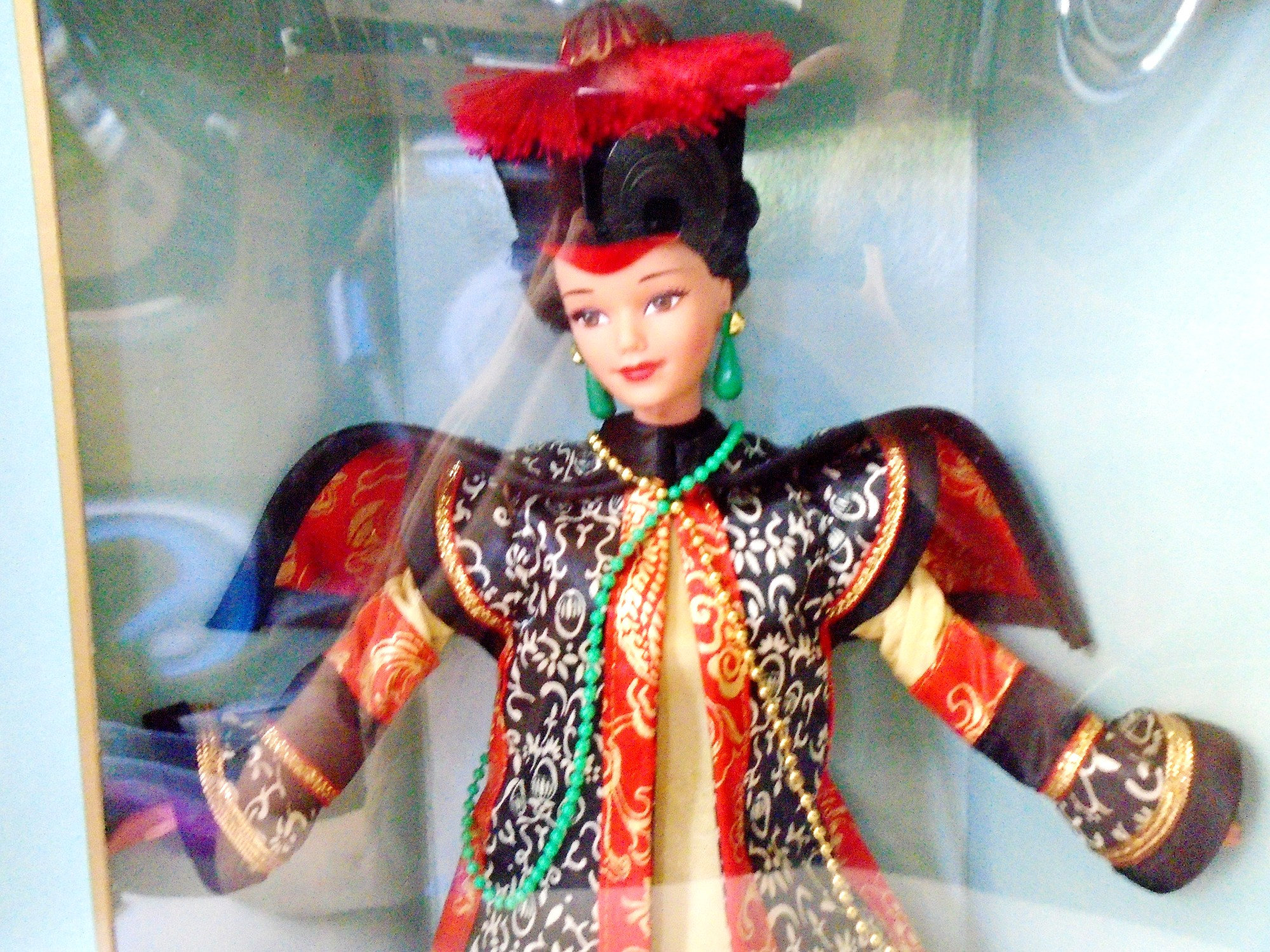 BARBIE DANS LE ROLE DE ALS EMPRESS-KAISERIN SISSY IMPERATRICE 1996 NRFB NIB