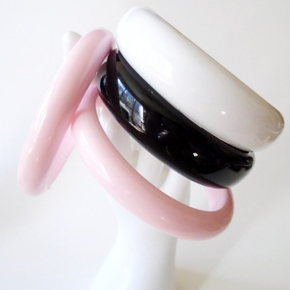 Vintage Pink White and Black Lucite Bangle Bracele