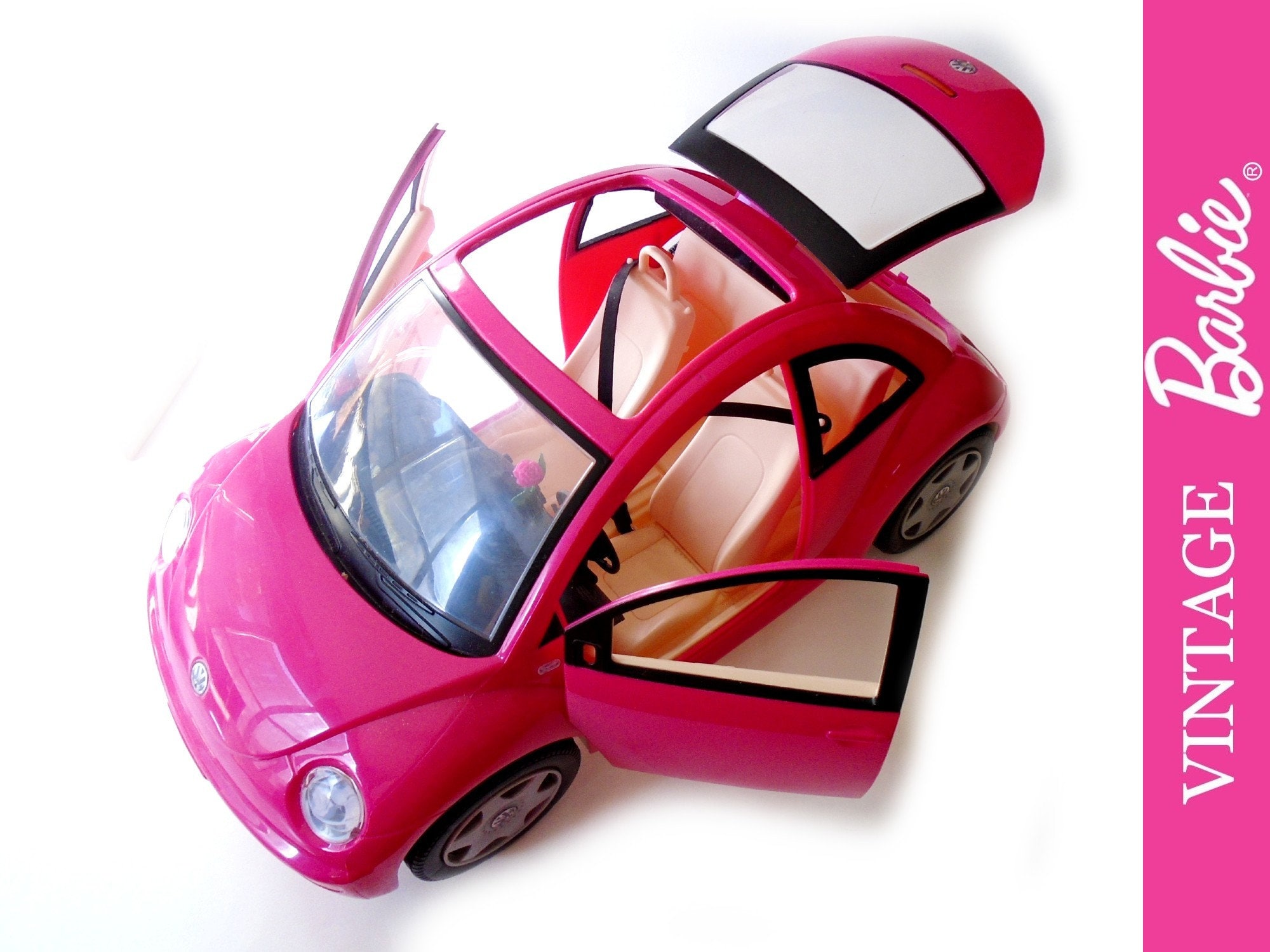 Mattel - Barbie - New Beetle Volkswagen - Rose fushia