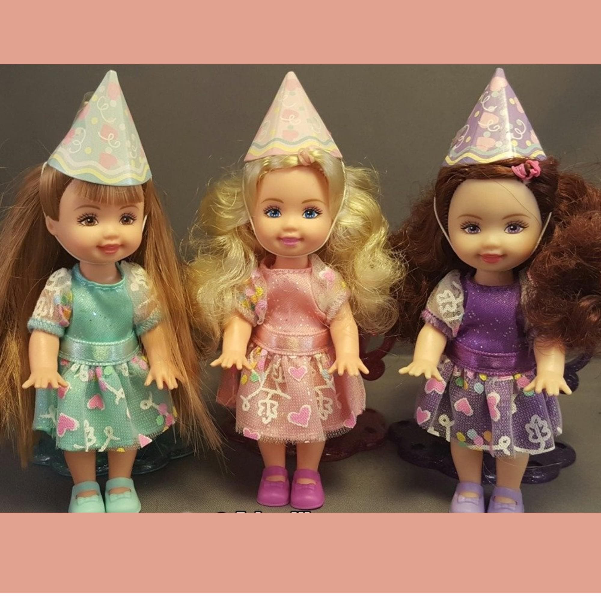 ハッピーバースデー　バービー ケリークラブ　レア　人形　ドール Kelly Dolls Happy Birthday Tea Party Set, New Mattel 3 Kelly Happy